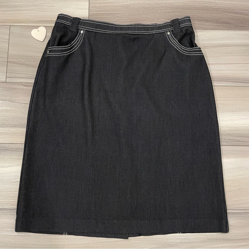 LANA LEE Denim-Look Soft Lightweight Skirt with White Stitching Detail Size 14